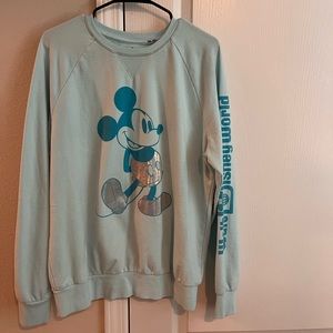 Walt Disney World sweatshirt